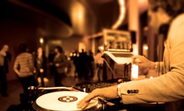 From the Strip to Your Event: Booking a Premier Las Vegas DJs